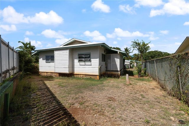 4570 Ahuli Place, Honolulu, HI 96816