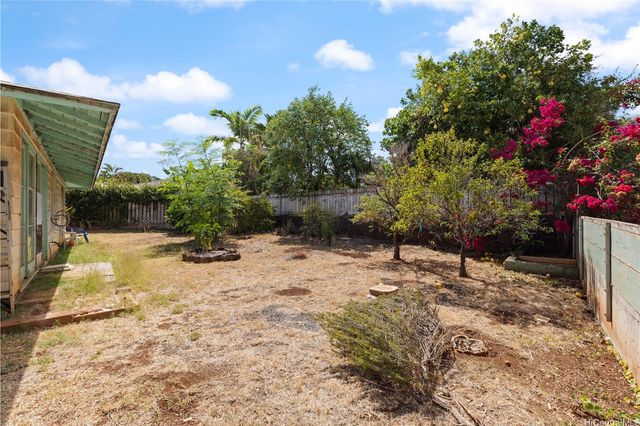 4570 Ahuli Place, Honolulu, HI 96816