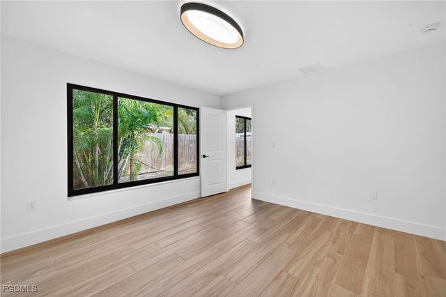 1433 Paloma DR, Fort Myers, FL 33901