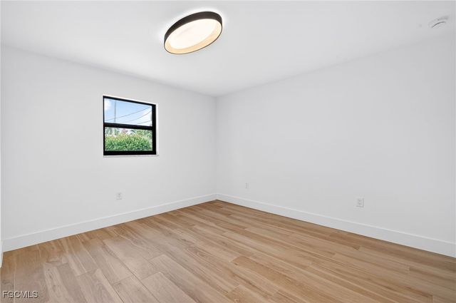 1433 Paloma DR, Fort Myers, FL 33901