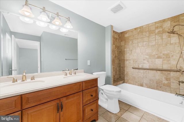 1249 W EVERGREEN DR, Phoenixville, PA 19460