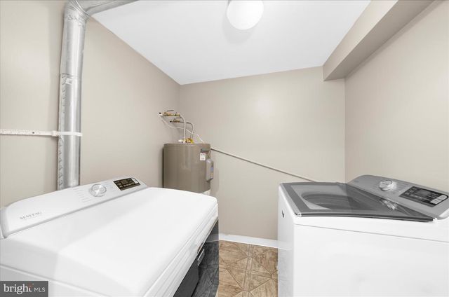 1249 W EVERGREEN DR, Phoenixville, PA 19460