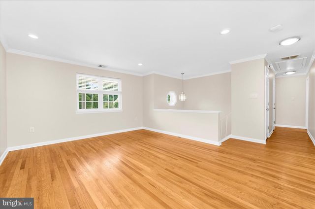 1249 W EVERGREEN DR, Phoenixville, PA 19460