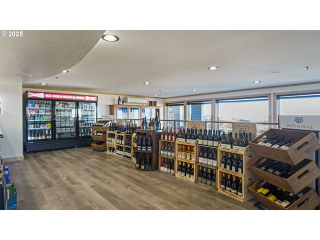 88416 1ST Ave 101, Florence, OR 97439