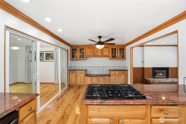 4820 W Tapps Drive E, Lake Tapps, WA 98391