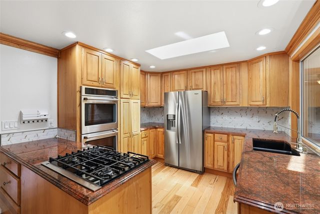 4820 W Tapps Drive E, Lake Tapps, WA 98391