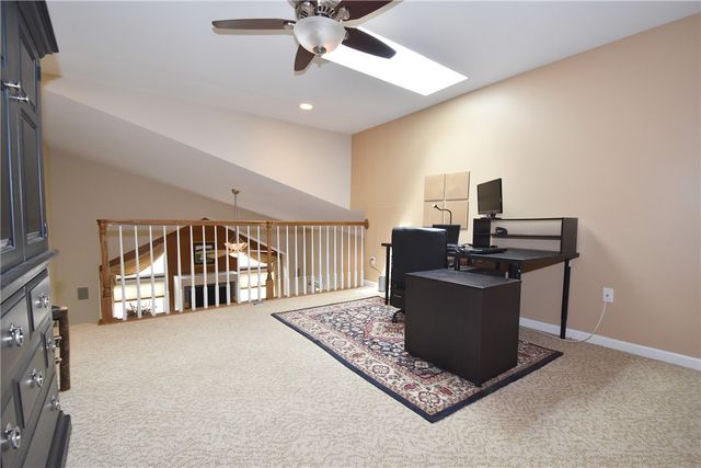 9503 Sundance Dr, South Fayette, PA 15017