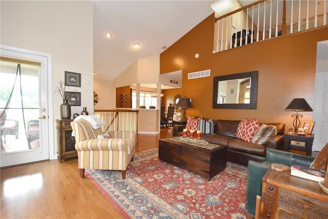 9503 Sundance Dr, South Fayette, PA 15017