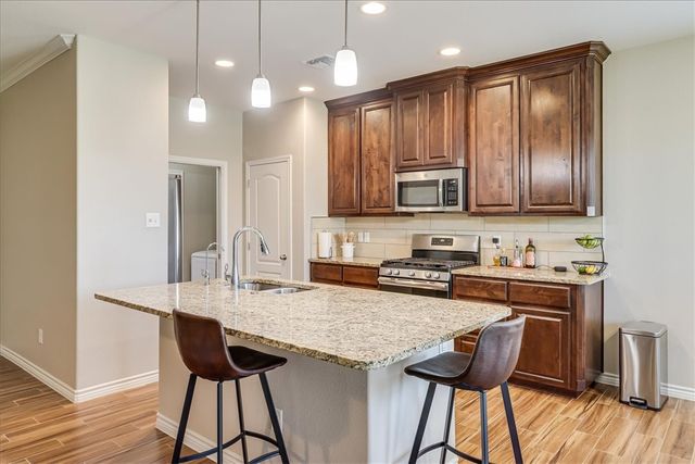 7610 Quartz Dr, Corpus Christi, TX 78414