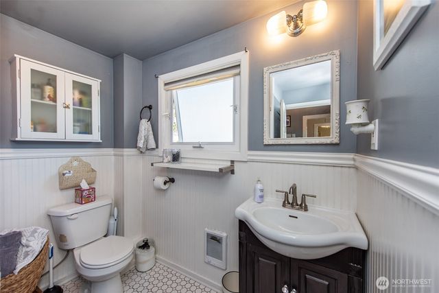 233 E 9th St, Port Angeles, WA 98362