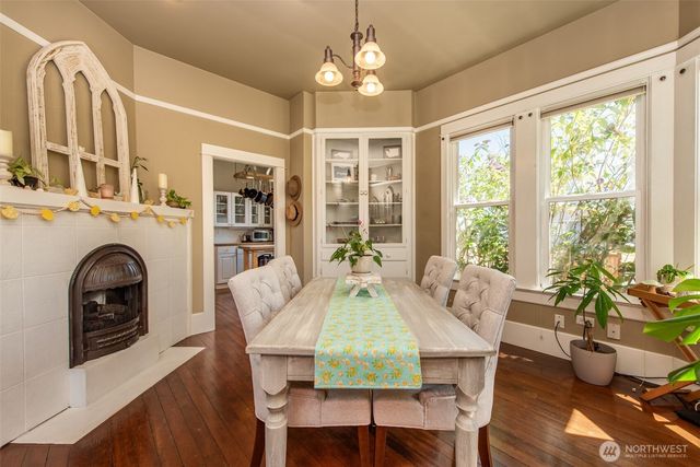 233 E 9th St, Port Angeles, WA 98362