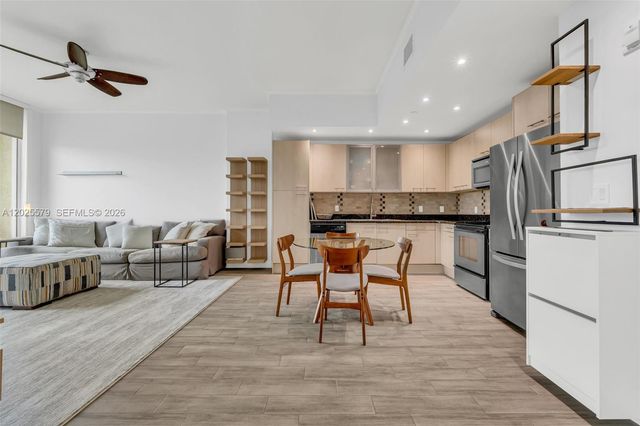 1350 NW 8th Court 207, Miami, FL 33136