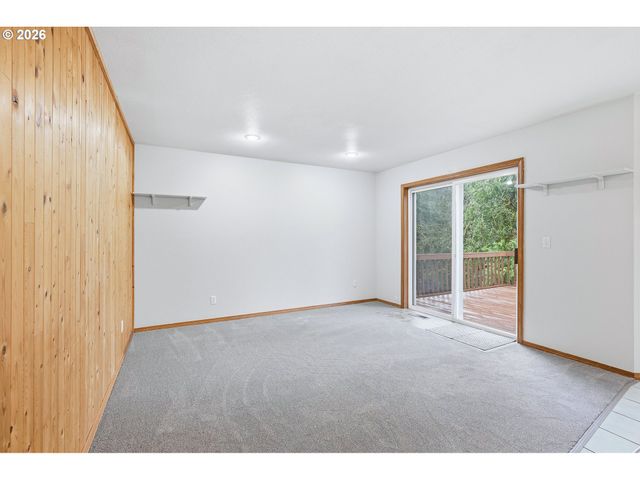 18370 S MATTHEW Ct, Oregon City, OR 97045