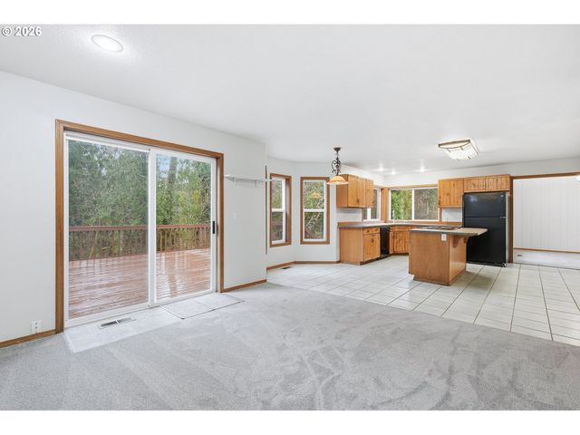 18370 S MATTHEW Ct, Oregon City, OR 97045