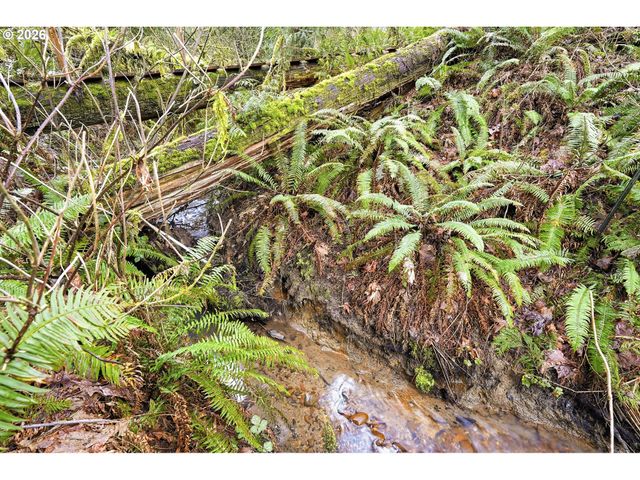 18370 S MATTHEW Ct, Oregon City, OR 97045