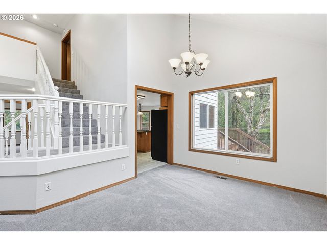 18370 S MATTHEW Ct, Oregon City, OR 97045