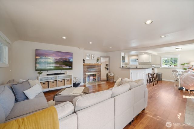 416 Riverview Lane, Snohomish, WA 98290