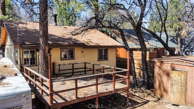 427 Holmes, Sugarloaf, CA 92386