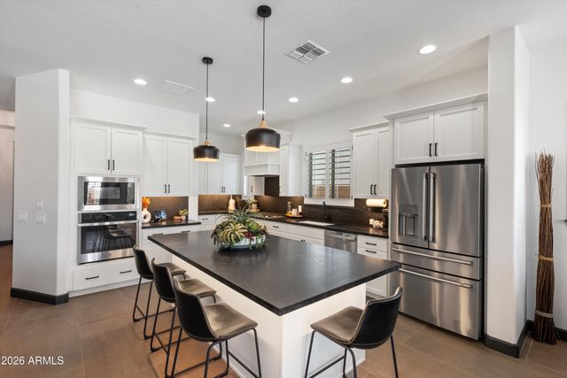 21373 W MINNEZONA Avenue, Buckeye, AZ 85396