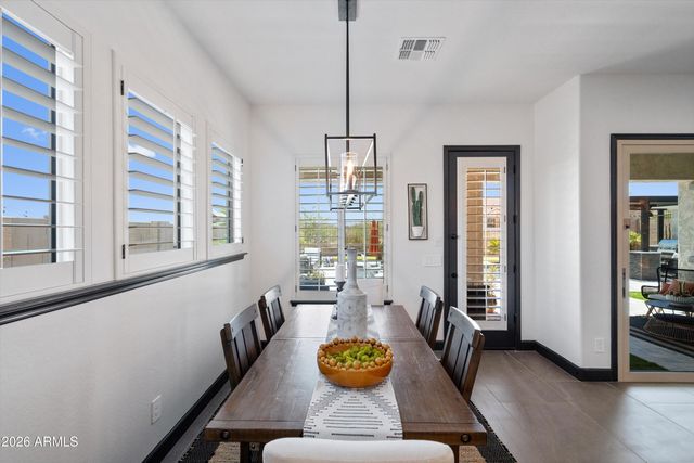 21373 W MINNEZONA Avenue, Buckeye, AZ 85396