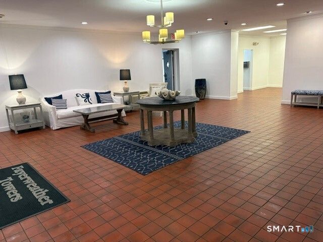 155 Brewster Street 2H, Bridgeport, CT 06605