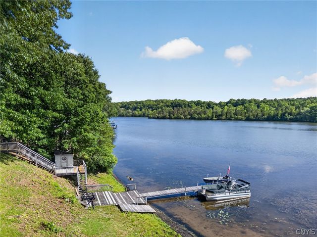 16 High Banks Drive, Granby, NY 13069