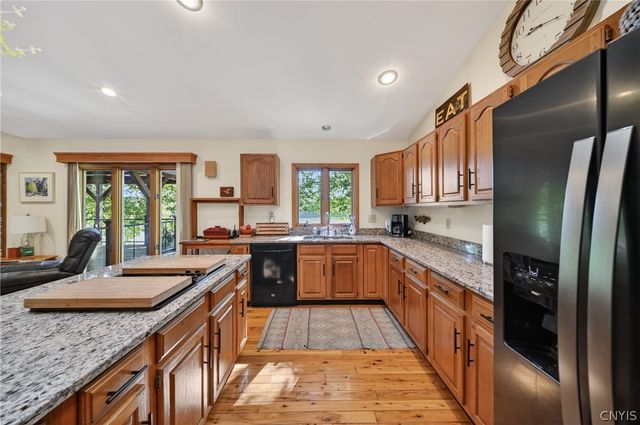 16 High Banks Drive, Granby, NY 13069