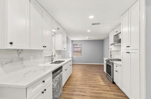 7515 Jason Street, Houston, TX 77074