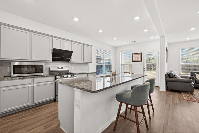 3710 Mccrary Falls Way, Richmond, TX 77406