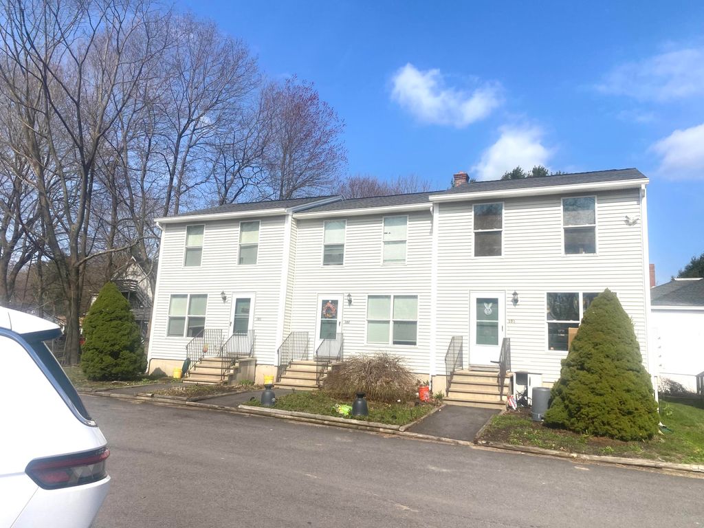 79 W Cutts Street, Biddeford, ME 04005 — photo 5