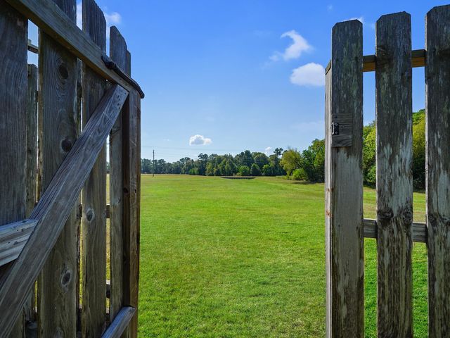 2898 Woodland Glen Lane, Conroe, TX 77385