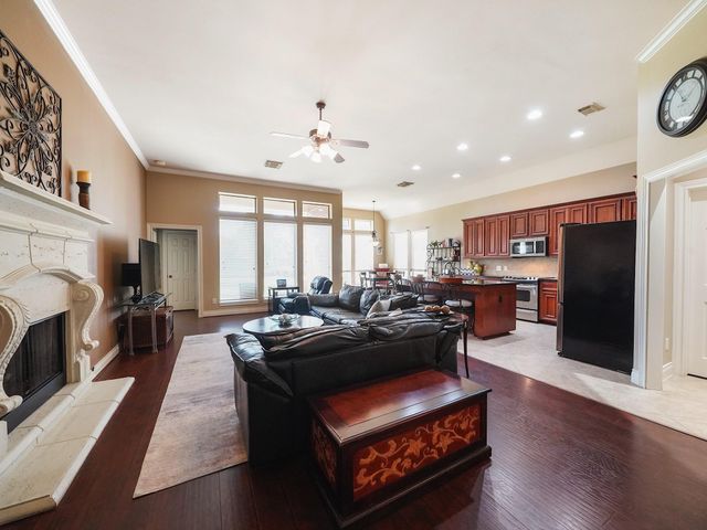 2898 Woodland Glen Lane, Conroe, TX 77385