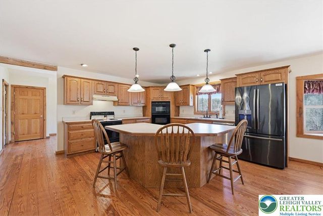 120 Benfield Road, Longswamp Twp, PA 18062