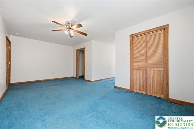 120 Benfield Road, Longswamp Twp, PA 18062