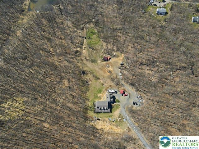 120 Benfield Road, Longswamp Twp, PA 18062