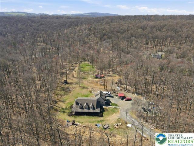 120 Benfield Road, Longswamp Twp, PA 18062