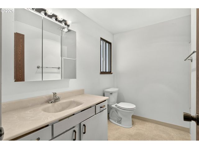 8505 Sw OAK St, Portland, OR 97223