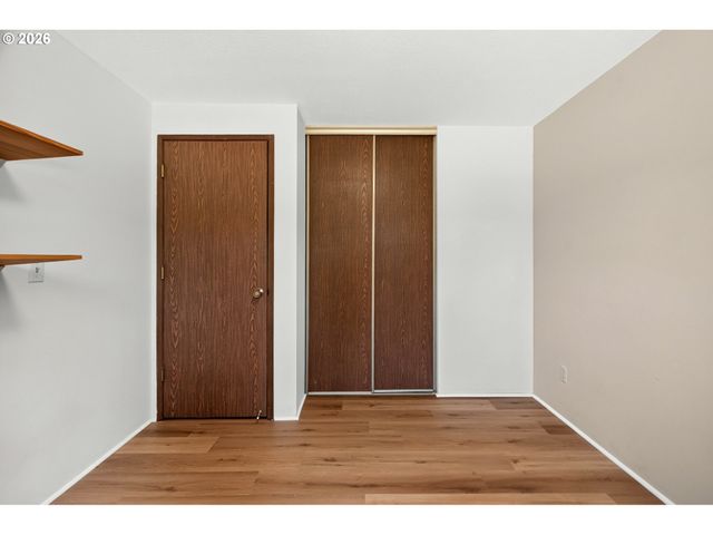 8505 Sw OAK St, Portland, OR 97223