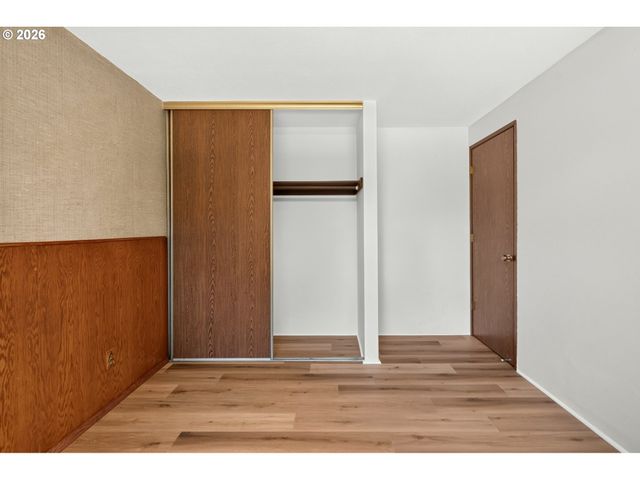 8505 Sw OAK St, Portland, OR 97223