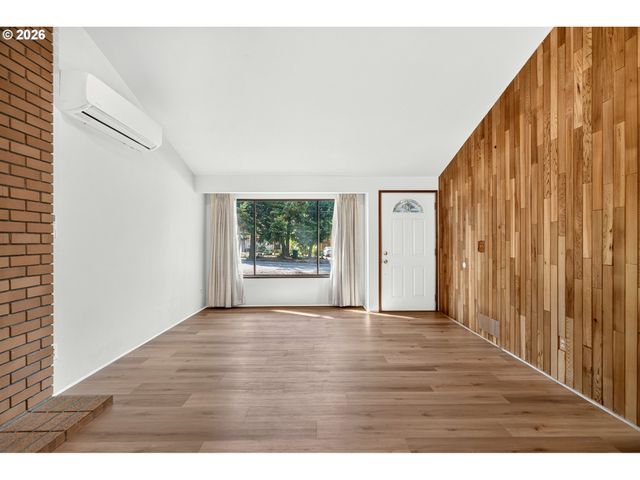 8505 Sw OAK St, Portland, OR 97223