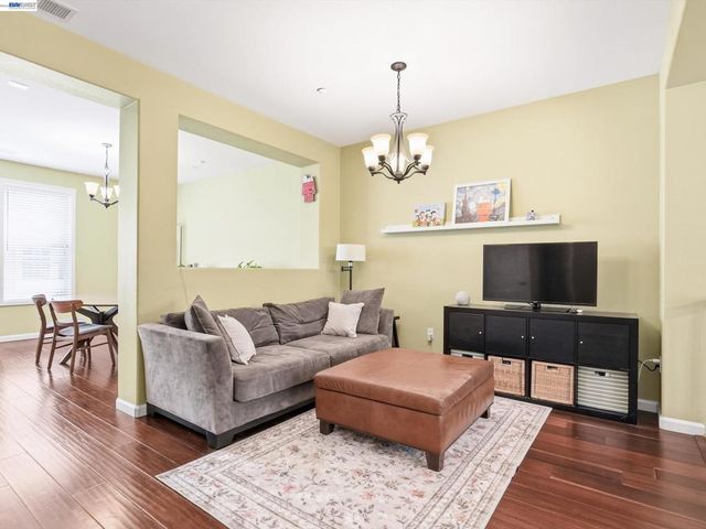 3760 Central Pkwy, Dublin, CA 94568