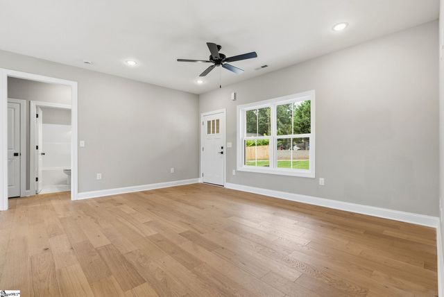 102 9th Street, Greenville, SC 29611