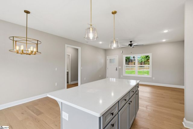 102 9th Street, Greenville, SC 29611