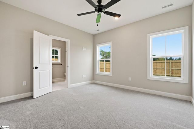 102 9th Street, Greenville, SC 29611