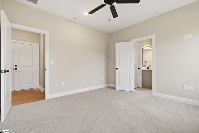 102 9th Street, Greenville, SC 29611