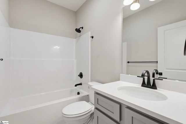 102 9th Street, Greenville, SC 29611