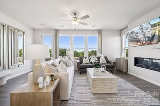 1904 Alexander Village Main Drive, Charlotte, NC 28262