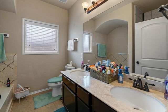 2031 Beacon Chase Court, Spring, TX 77373