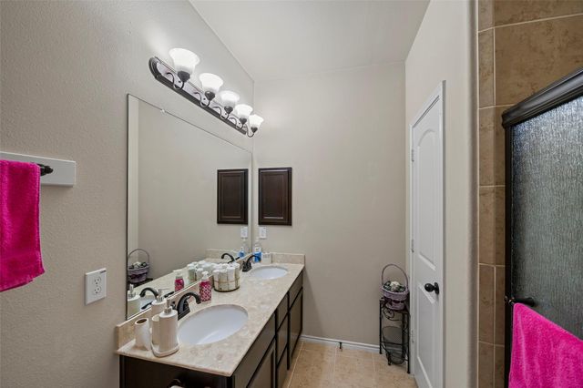 2031 Beacon Chase Court, Spring, TX 77373