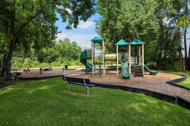 2031 Beacon Chase Court, Spring, TX 77373